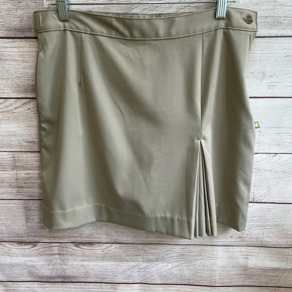 NEW WITHOUT TAGS‎ TWO DENNIS UNIFORM SKORTS